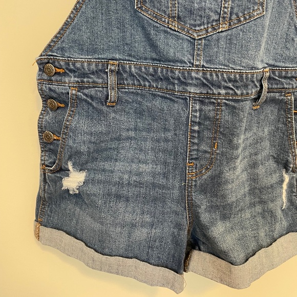 Old Navy distressed denim shortall size S - Picture 3 of 5